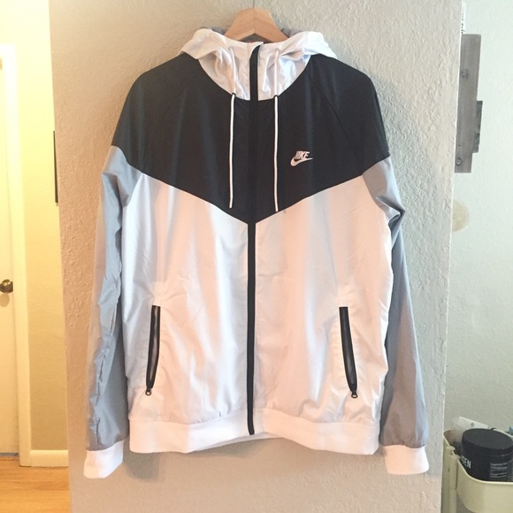nike windrunner colorblock jacket